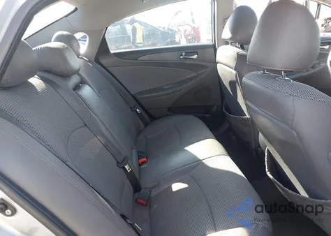 2011 Hyundai Sonata Se 2.0T z USA, uszkodzony, nr VIN 5NPEC4AB3BH318219